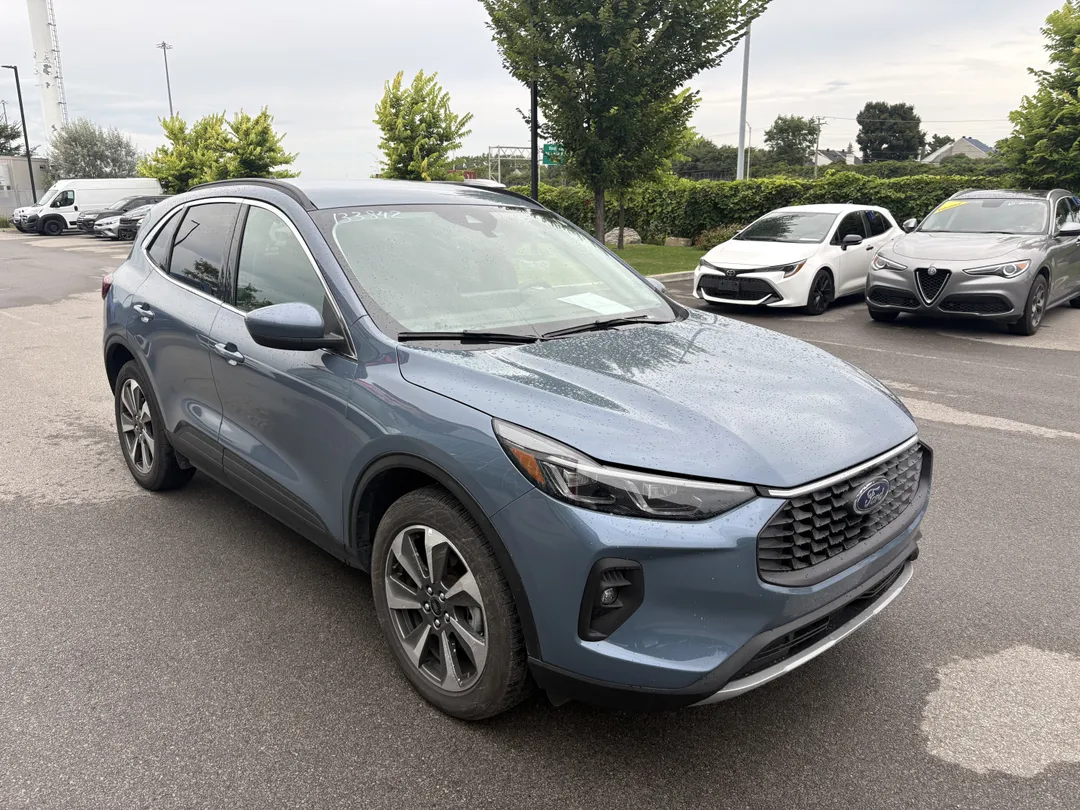 2025 Ford Escape Platinum AWD, photo 1