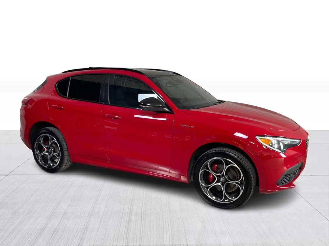 2022 Alfa Romeo Stelvio TI Veloce AWD, photo 1