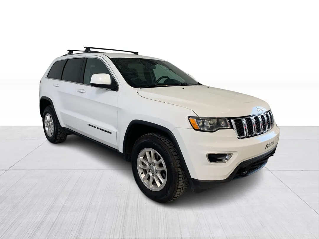 2020 Jeep Grand Cherokee Laredo, photo 1