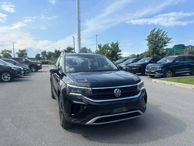 2022 Volkswagen Taos Trendline 4MOTION, photo 1