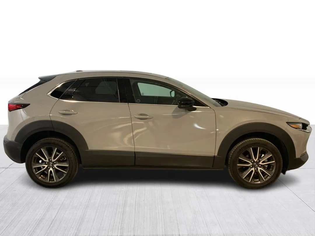 2025 Mazda CX-30 GT, photo 1
